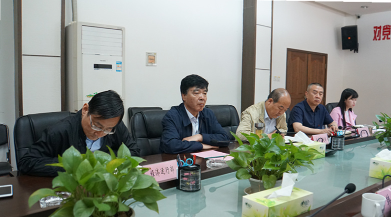 南京新钱柜qg777资集团考察组来我集团举行考察交流