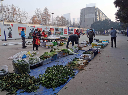 【疫情防控】沧海：：崃飨员旧 战“疫”一线党旗红